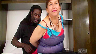 Granny’s Greedy Cunt Gets Pounded Hard In Raunchy Af Slam Fest