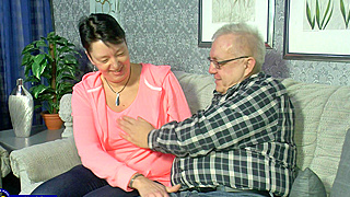 Mature Moans Wildly Riding Her Old Man’s Thick Dick Like A Champ