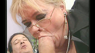 This Curvy Mature Blonde In Lingerie Get A Sloppy Hot Facial Now.