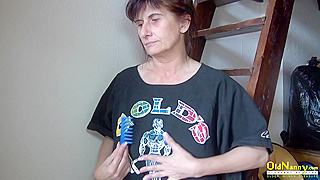 Mature Woman's Erotic Solo Show Thrills With Explicit Self-Pleasure