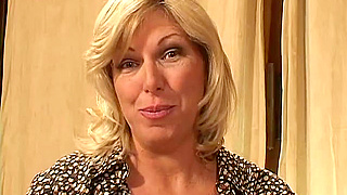 Amazing Deepthroat and Wild Pounding Action for a Mature Pussy