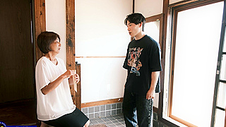 Voluptuous Mature Japanese Babe Moaning Loud During Hardcore Pounding