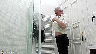 Mature Geezer Roughly Shags Busty Babe After Steamy Shower Session
