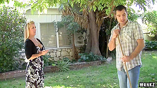 Fucking My Slutty MILF Boss Joclyn Stone Hard Until She Squirts