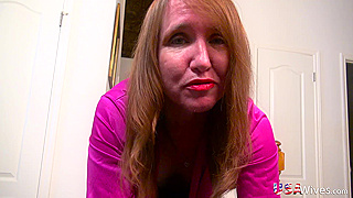 Bootylicious Mature Mom Caught Masturbating Pussy With Favorite Toys Solo