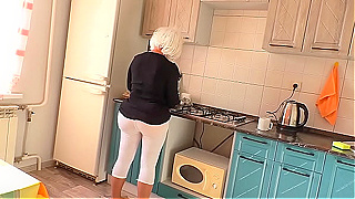 Sex-Starved Milf Spreads Her Big Ass For Hardcore Anal Sex With Her Horny Son