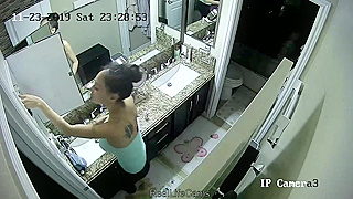 USA. Titty mommy dressing in bath