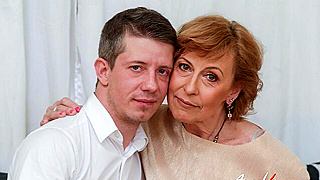 Steaming Granny's Hot Cocksucking Skills Ignite Aged Lust Explicitly