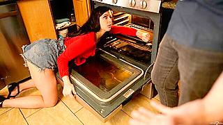 Sloppy Blowjob Reward After Stepbro's Dick Hard From Stepsis's Ass Cheeks View