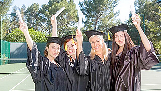 Cute Teens From La Get Naked And Play Tennis Before Eating Each Other Out