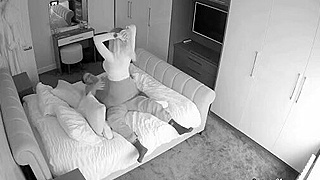 Amateur Ipcam Spies On American Man Fondling A Slutty Young Blonde Girl