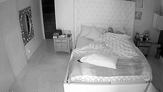 Spy Ipcam Video - Mature Arab Couple's Wild Homecoming Fuck Session