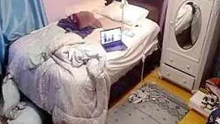 Caught On Spy Cam ☆ American Blonde Teenager Masturbates Wildly On Omegle