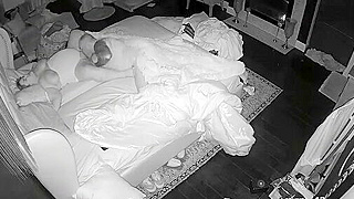 Lustful British Man Caught On Spy Ipcam Giving Oral To His Pregnant Wife