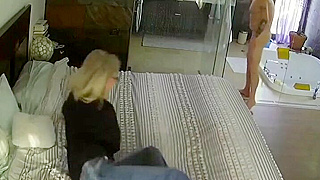 Caught On Spy Cam ☆ Mature American Couple Fucking In A Hotel Room