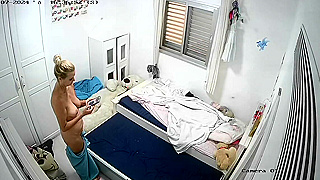 This Naughty Milf Get Caught Naked On Ipcam In Her Room