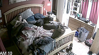 Hidden Spy Ipcam Catches American Chubby Girl Masturbating On Her Bed
