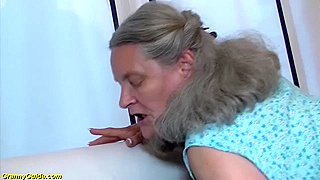 Busty Granny Gets Pounded Hard In Raunchy Amateur Tape