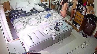 Filthy Latina College Babe Strips Down to Her Thong on Hidden Cam – Real Voyeur Footage!