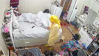 Busty Arab Girl Shows Her Nude Body in Private Room