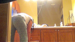 Caught Red-Handed, Voyeur Watches Hidden Bathroom Masturbation Session