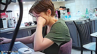 Hidden Masturbation with a Curvy MILF Goddess