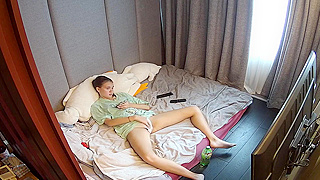 Husband Watches Secretly as Wife Masturbate and  Loses Herself in the Idea of Being Tamed by Her