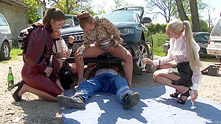 Orgy with four sluts and a fella with a lot of pissing will amaze you