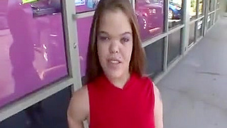 A seller of a pretty dwarf wife copulates sexshop