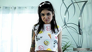 Daughter Seduces Strict Stepdad, Gets Ice Cream With Steamy Encounter